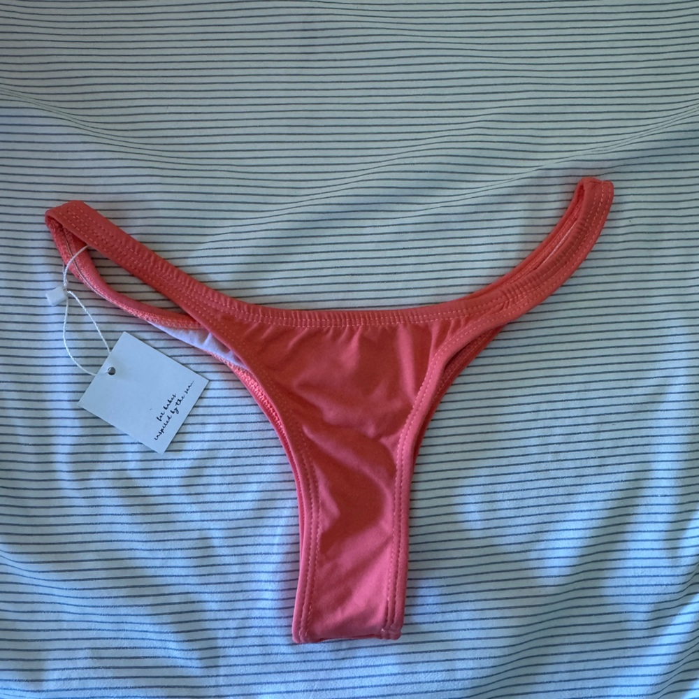 NWT Coral bikini bottom